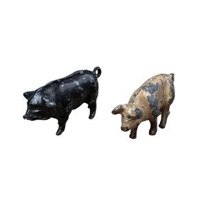 Vintage Lead Figures 2 Tiny Hogs/Pigs 1950s Vintage Lead Toys .5" Tall